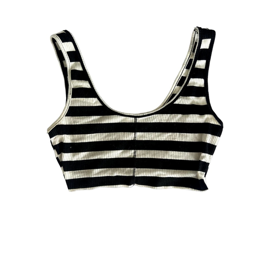 Urdban Outfitters Cropped Top